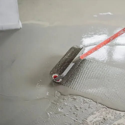 Self-leveling compound